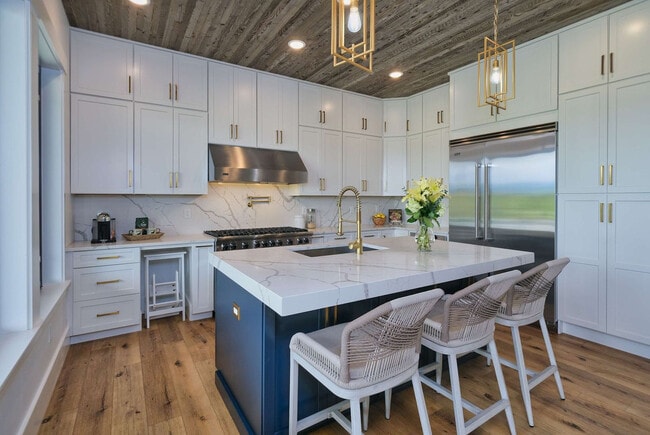 Building Photo - 4742 Heads Up Rd