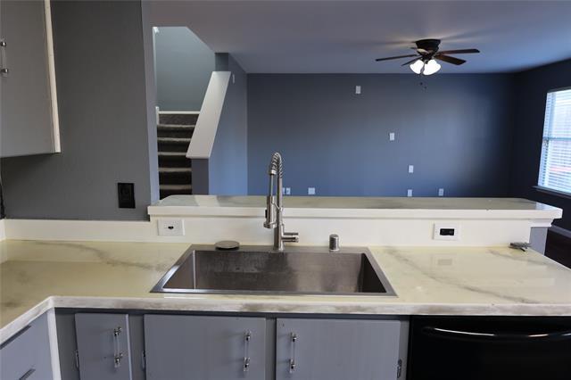 Building Photo - 1714 Elm St