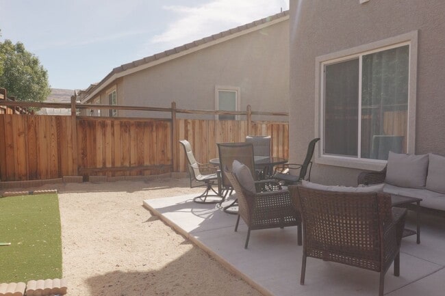 Building Photo - 3910 Hazy Swale Way