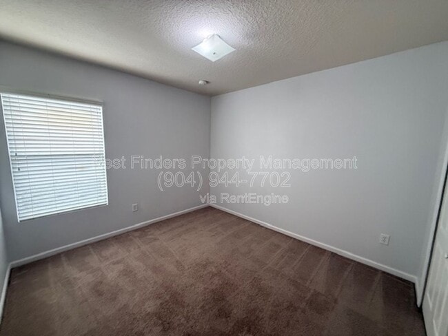 Building Photo - 12059 Hayden Lakes Cir