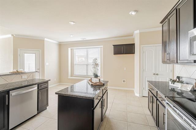 Building Photo - 5213 Texana Dr