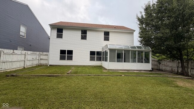 Building Photo - 6015 Lakeside Manor Ave