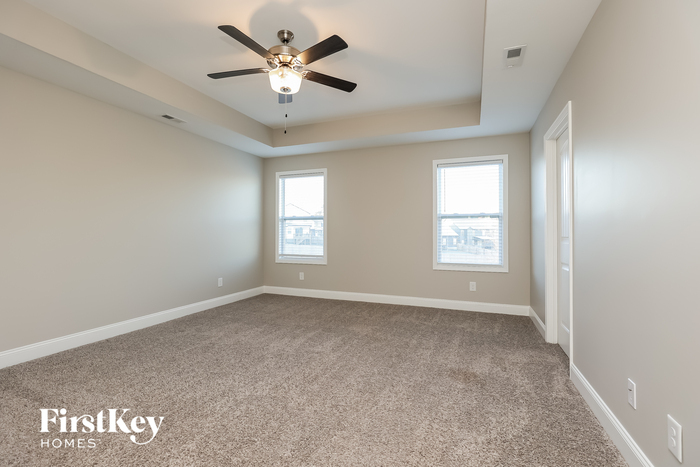 Building Photo - 1104 Eagle's View Dr