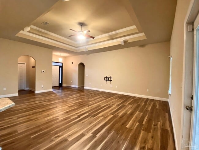 Building Photo - 8746 Bradfield Dr