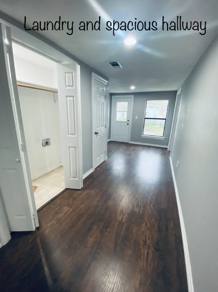 Building Photo - 218 3 Rd St