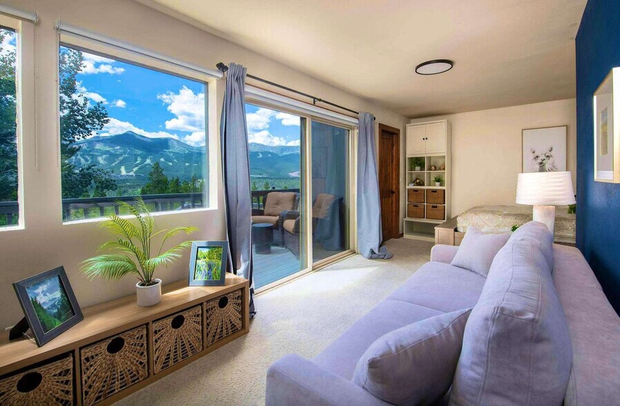 Building Photo - 1396 Forest Hills Dr