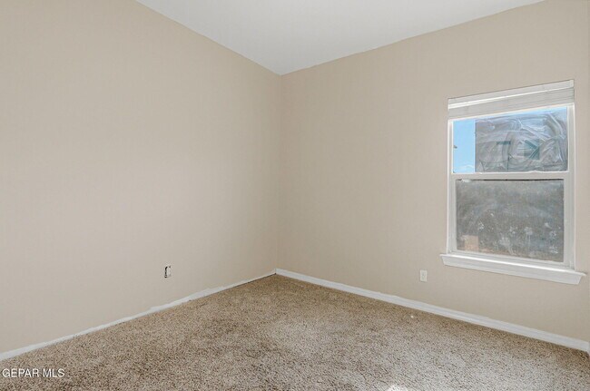 Building Photo - 717 HC Gilbert Minjares Dr