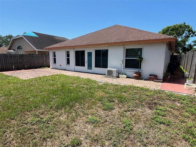 Building Photo - 8908 Southbay Dr