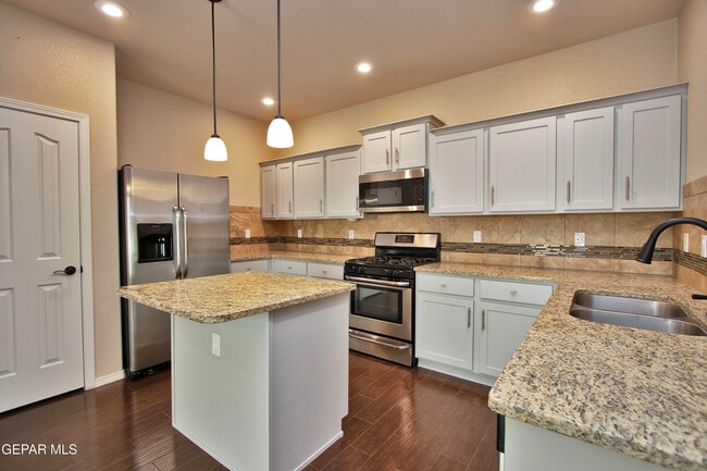 Building Photo - 6716 Red Canyon Sage Ln