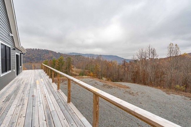 Building Photo - Spacious, Serene, and Brand New: 3BR Home ...