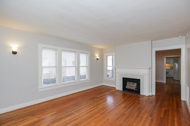 Building Photo - 1632 Bonnie Brae St