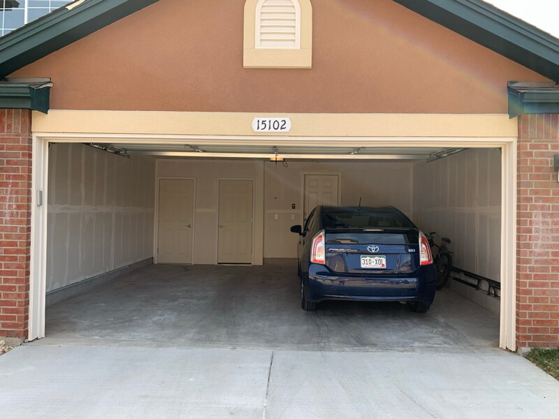 Building Photo - 15102 E Batavia Pl