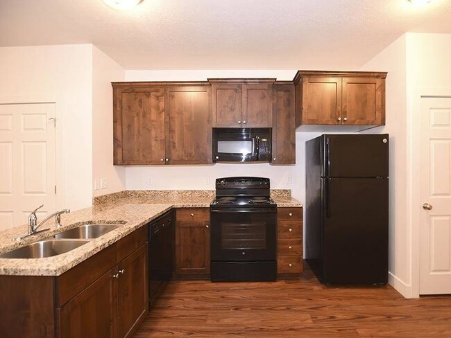 Kitchen - Pine Cove