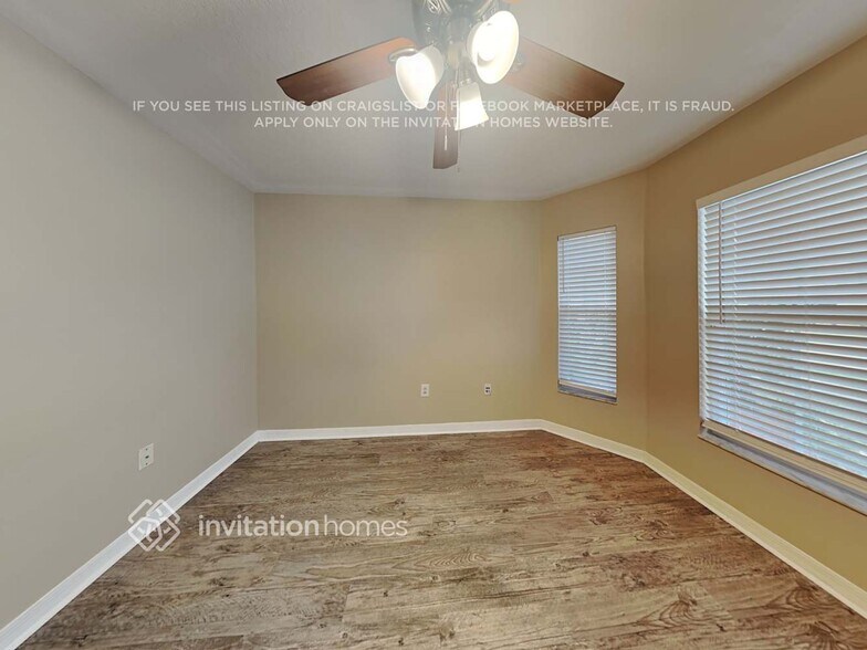 Building Photo - 724 Somerstone Dr