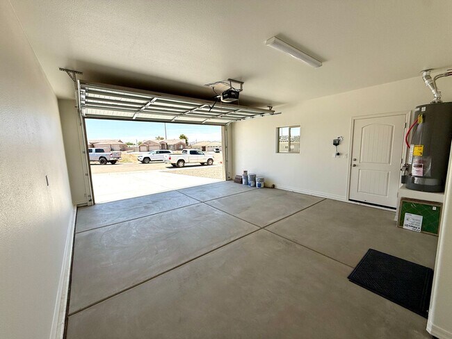 Building Photo - Beautiful New Construction 3 Bedroom Home ...