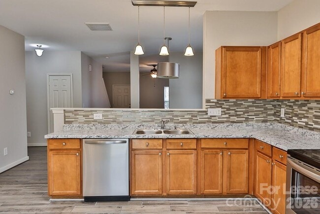 Building Photo - 8946 Chalkstone Rd