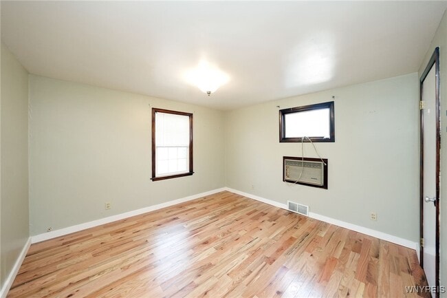 Building Photo - 3730 Mayle Ct
