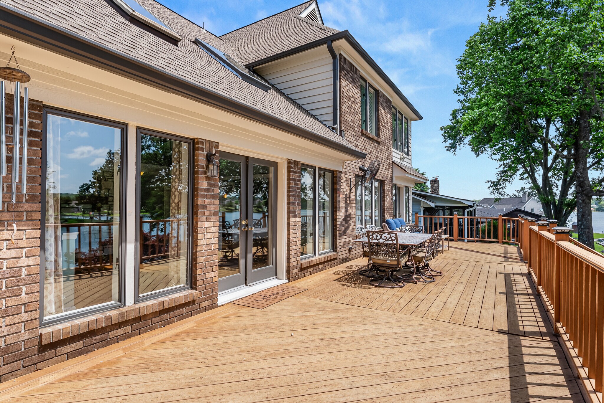 Building Photo - 9711 Pine Point Dr