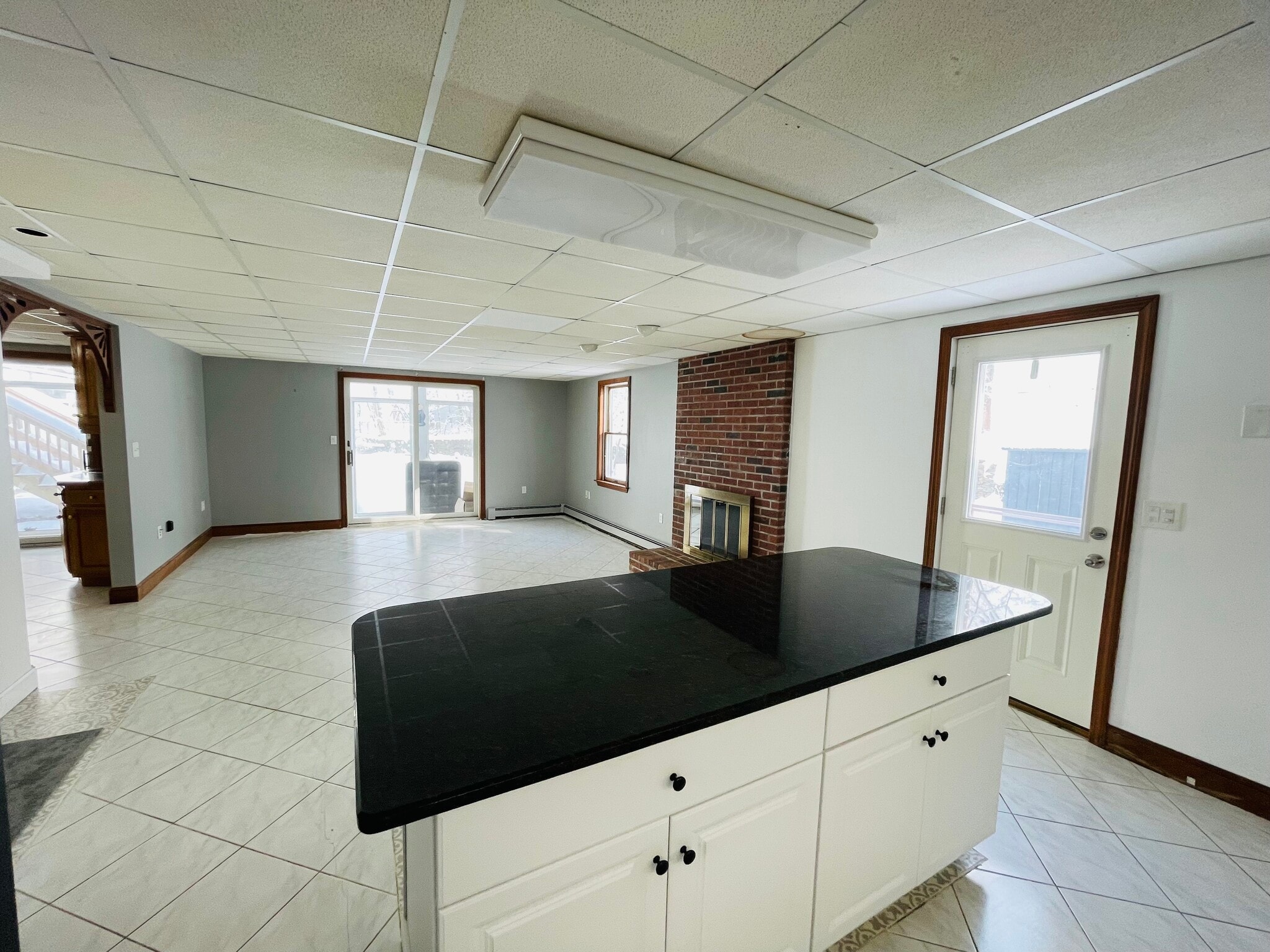 Building Photo - 178 Andover St