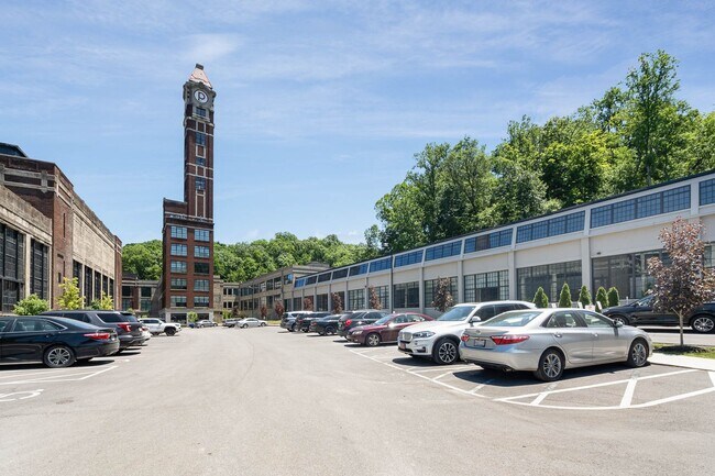 Building Photo - 2 Bedroom 2 Bath Loft Along the Little Miami River and Loveland Bike Trail