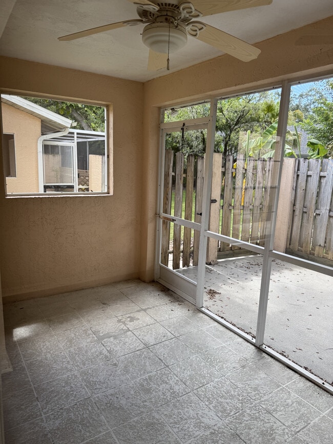 Building Photo - 12303 Londonderry Ln