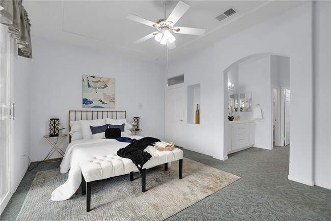 Building Photo - 5098 Singing Hills Dr