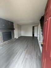 Building Photo - Platinum House LLC