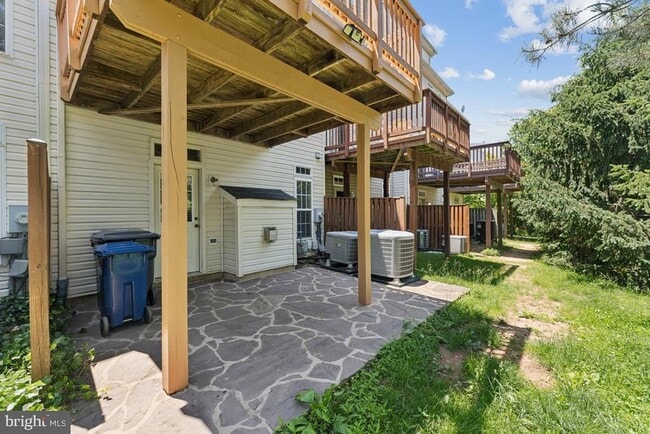 Building Photo - 2928 Huntington Grove Square