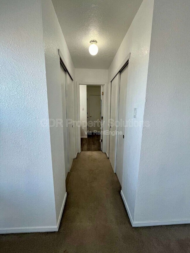 Building Photo - 8123 Waterbury Pl NW