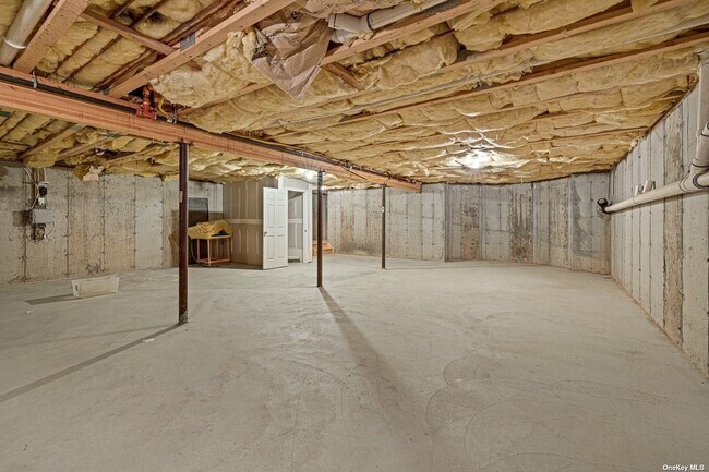 Building Photo - 73 Autumn Dr
