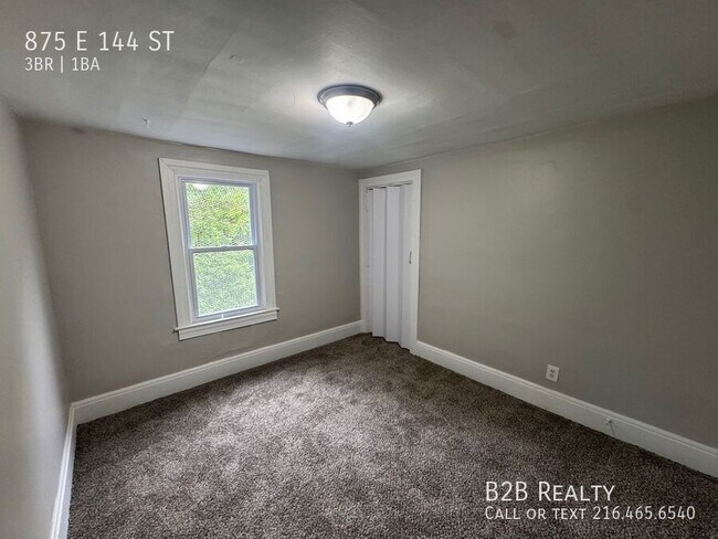 Building Photo - 875 E 144th St