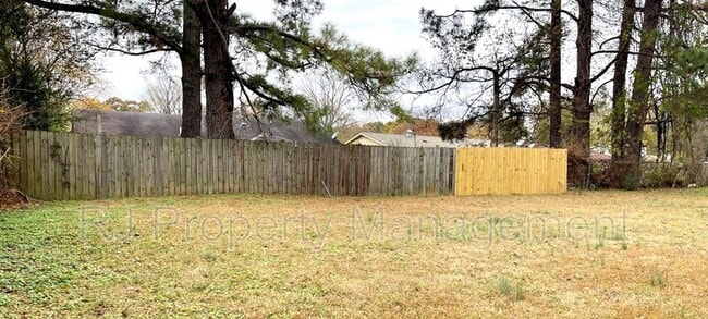 Building Photo - 5297 Breckenwood Dr