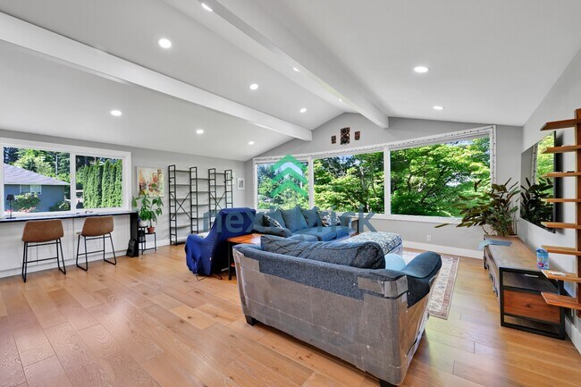 Building Photo - "Spacious 4-Bedroom Retreat with 3 Baths in the Heart of Kirkland – 2,480 Sq. Ft. of Pure Comfort!"