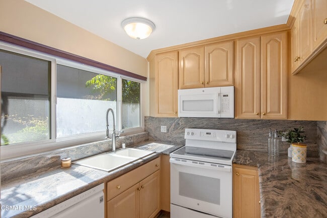 Building Photo - 18134 Killion St