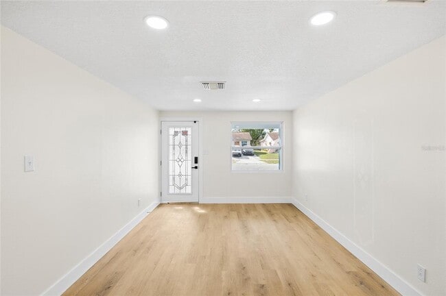 Building Photo - 4403 N 48th St