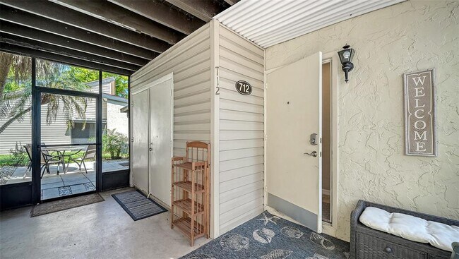 Building Photo - 712 White Pine Tree Rd