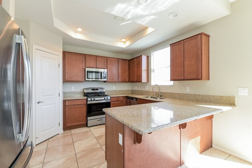 Building Photo - 5706 Colbert St