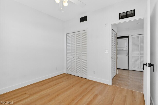 Building Photo - 8424 Bernwood Cove Loop