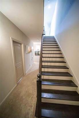 Building Photo - 2745 Troutt Dr