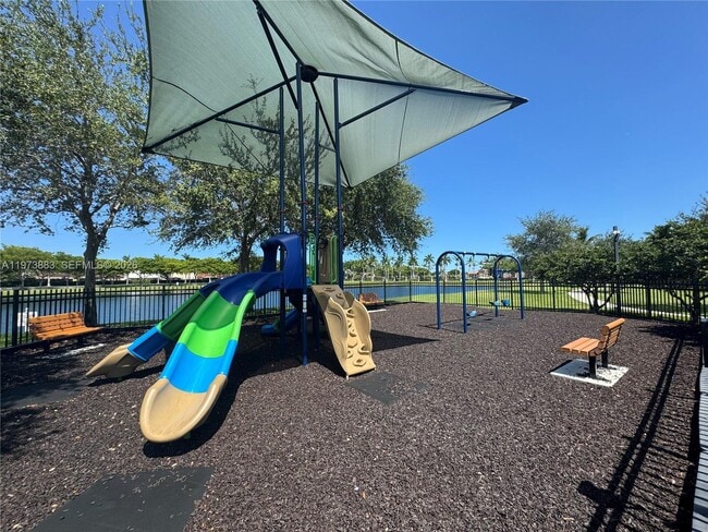 Building Photo - 8877 SW 223rd Ln