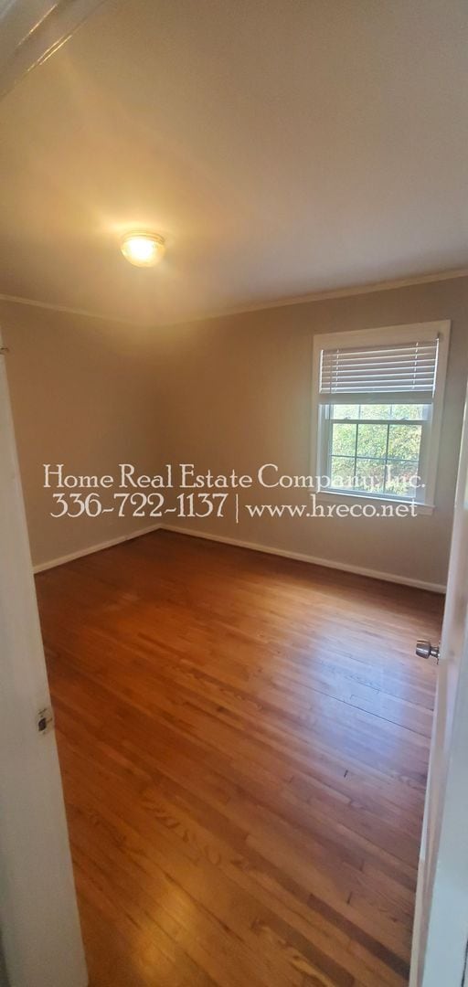 Building Photo - 520 Lester Ln