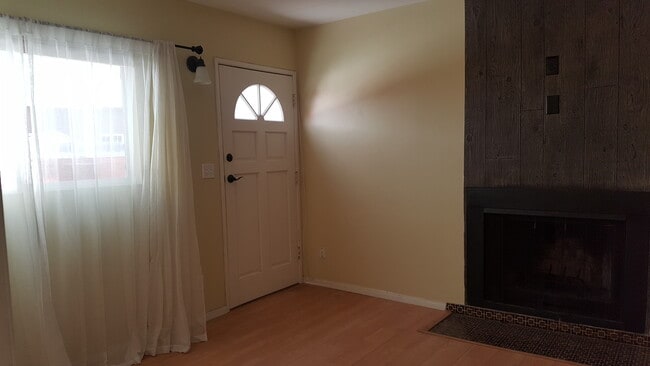 Front door - 3138 Collier Ave