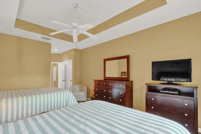 Building Photo - 8020 Carnoustie Pl