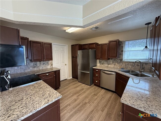 Building Photo - 4907 Joseph Dr