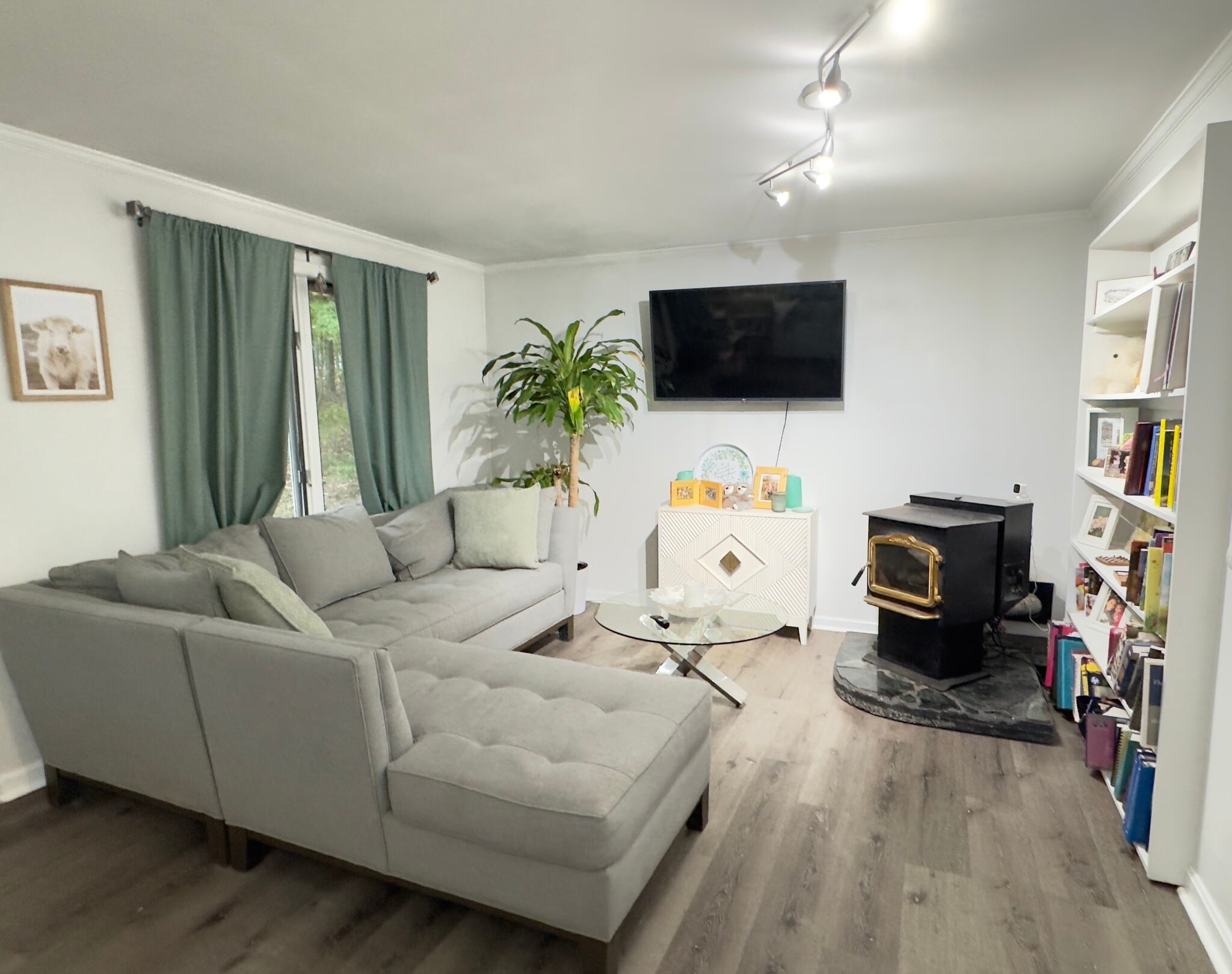 Building Photo - 34 Juckett Hill Dr