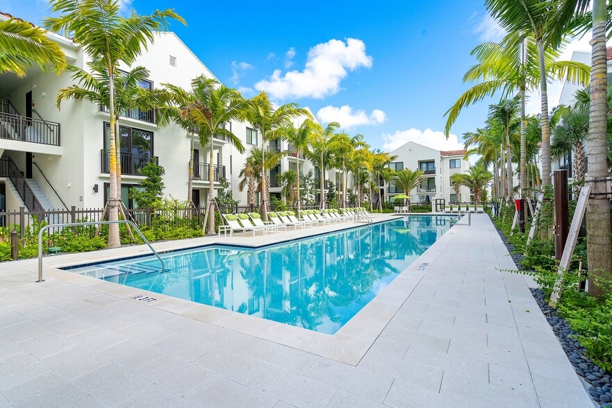 Building Photo - Cortland South Kendall