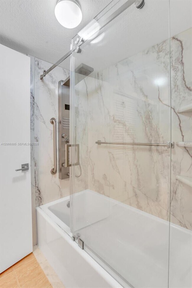 Building Photo - 9537 Weldon Cir