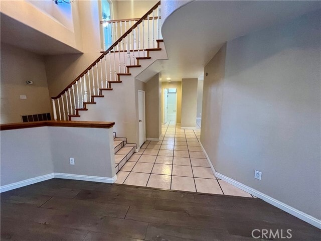 Building Photo - 2909 Dorchester Cir