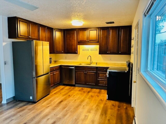 KITCHEN - 3334 SE 9th Ave