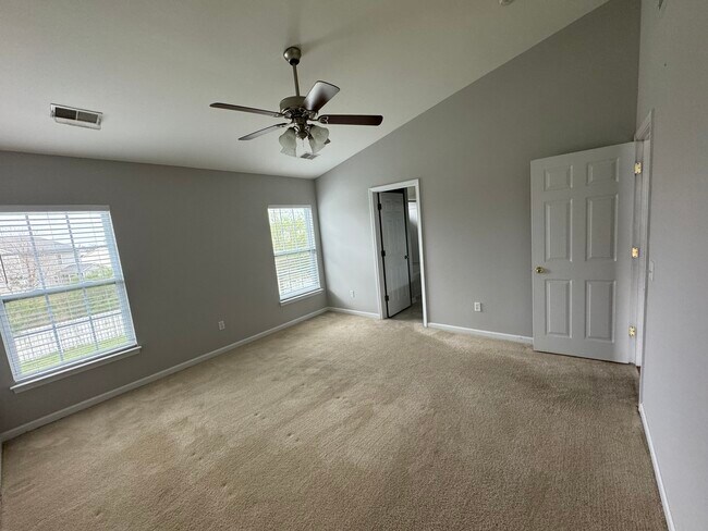 Building Photo - 39 Hamilton Grove Dr